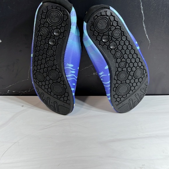 Unbranded Kid’s Water Shoes Blue/Purple sz 11/12 - Picture 7 of 7